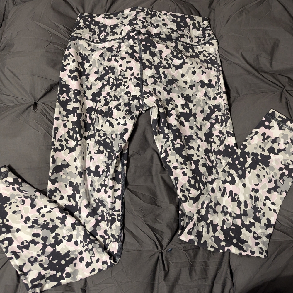 Victoria's Secret Black and Gray Leggings